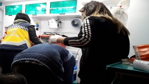 Sinop'ta bıçaklı kavga: 3 yaralı