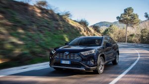 Toyota RAV4 tamamen yenilendi