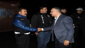 Vali Çeber'den güvenlik noktalarına ziyaret