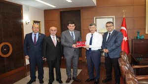 Vali Erdoğan Bektaş'a ziyaret