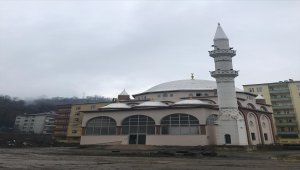 Yağlıdere'de Kahyaoğlu Camisi ibadete açıldı