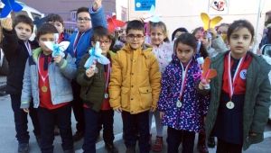 Zonguldak'ta, okullarda karne heyecanı