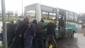 Zonguldak'ta trafik kazası: 4'ü öğrenci 5 yaralı