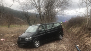 Amasya'da minibüs ağaca çarptı: 6 yaralı