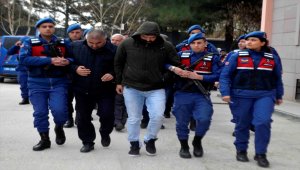 Amasya merkezli sahte ve kaçak içki operasyonu