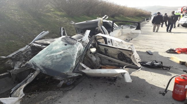 Anadolu Otoyolu'nda zincirleme trafik kazası: 4 yaralı