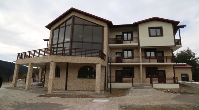 Artvin Valisi Doruk, Şavşat'ta kamu yatırımlarını inceledi