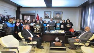 Başarılı sporculardan Kaymakam Koşal'a ziyaret