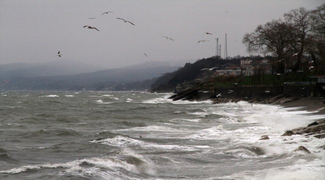 Batı Karadeniz'de şiddetli rüzgar