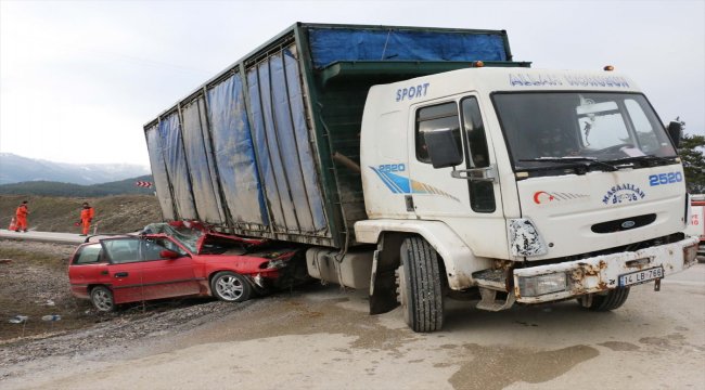 Bolu'da trafik kazası: 1 ölü, 1 yaralı