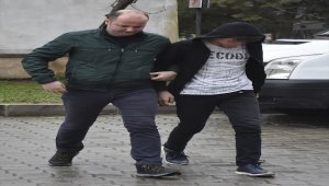 Cep telefonu gasbettiği ileri sürülen çocuk tutuklandı