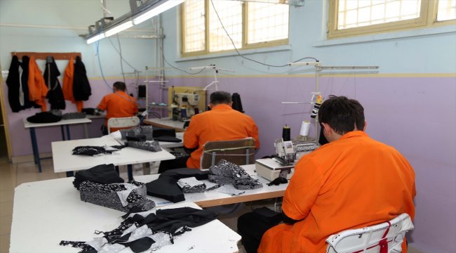 Cezaevini atölyeye çevirdiler