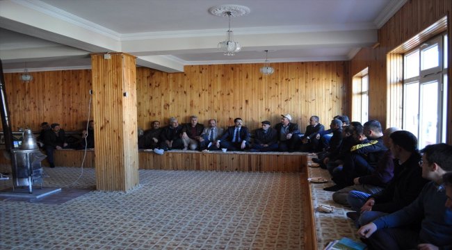 Demirözü Kaymakamı Coşkun'un köy ziyaretleri
