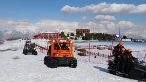 Ergan Dağı'nda gerçeğini aratmayan çığ tatbikatı