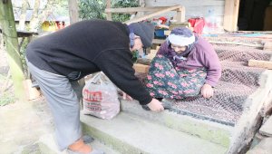 Güler yüz ve tatlı sözle 69 yıldır aynı yastığa baş koyuyorlar