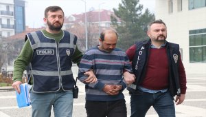 Iraklı eski polisin, tartıştığı eşini öldürmesi
