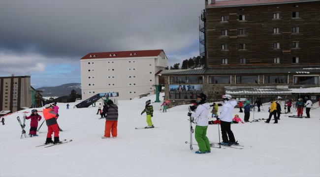 Kartalkaya'da kayak keyfi bahara kadar sürecek