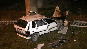 Kastamonu'da otomobil köprüden dereye düştü: 4 yaralı