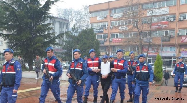 Kayıp kişinin cesedinin ormanlık alanda bulunması