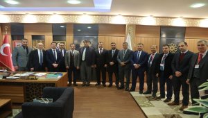 Kerkük Üniversitesi heyeti KBÜ'yü ziyaret etti