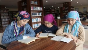 Kütüphanenin okuyucusu sayısı 820'ye ulaştı
