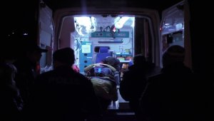 Polise yakalanmamak için balkondan atladı