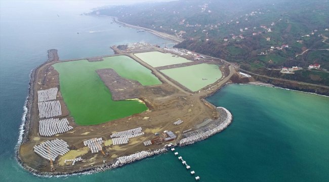 Rize-Artvin Havalimanı'nın yüzde 22'si tamamlandı