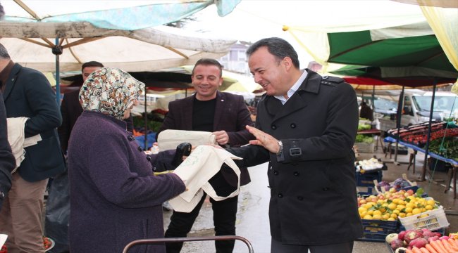 Tokat'ta Sıfır Atık Projesi kapsamında bez çanta dağıtıldı