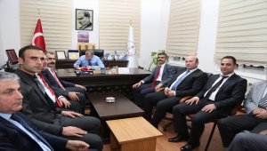 Vali Doruk'tan Milli Eğitim Müdürlüğüne ziyaret