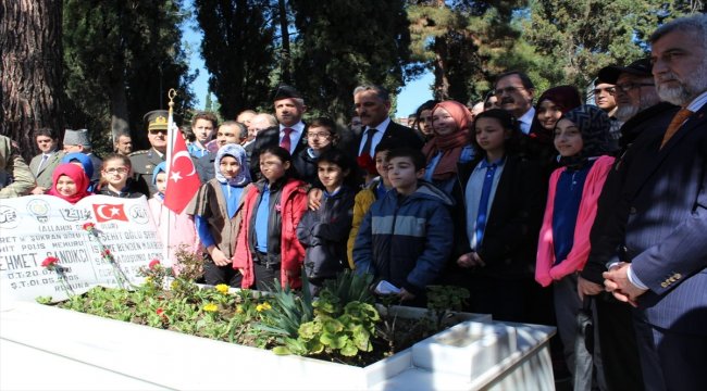 15 Temmuz Şehitler İmam Hatip Ortaokulundan şehitlik ziyareti