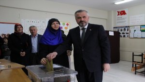 Bafra Belediye Başkan adayları oylarını kullandı
