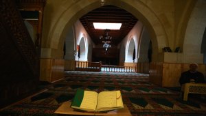 Bayburt Ulu Cami'de 24 saat Kur'an okunuyor