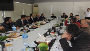 Belediye Başkan adayı Çöpçü, basın mensuplarıyla buluştu