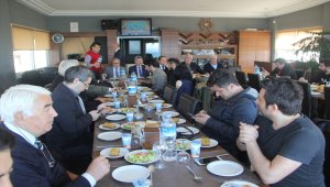 Belediye Başkanı Ergül'den basın mensuplarına veda