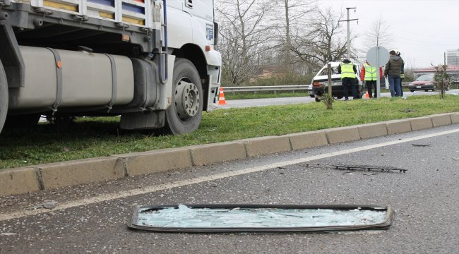 Çarşamba'da kamyon ile otomobil çarpıştı: 1 ölü