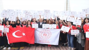 Gençler Samsun'da Atatürk'ün sahile çıktığı yerde buluştu