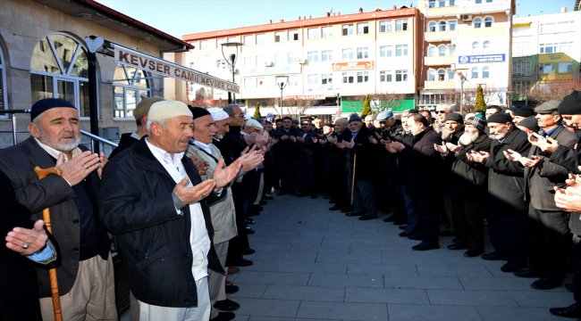 Havza'da umre kafilesi yola çıktı