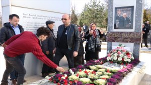 İzzet Baysal vefatının 19. yılında mezarı başında anıldı