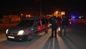 Kaymakam Arabacı uygulama noktasını denetledi