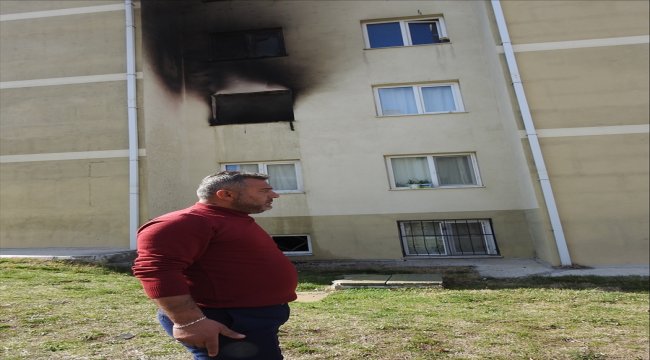 Psikolojik sorunlu genç evde yangın çıkardı