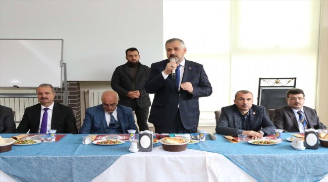 Bafra Belediye Başkanı Kılıç muhtarlarla buluştu