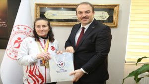 Beş torun sahibi sporcu gözünü dünya şampiyonluğuna dikti