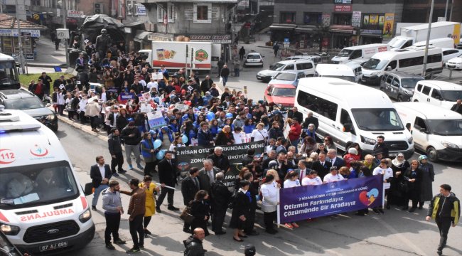 Çocuklar otizme dikkat çekmek için yürüdü