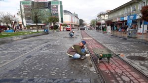 Düzce'de parke döşeme çalışmaları