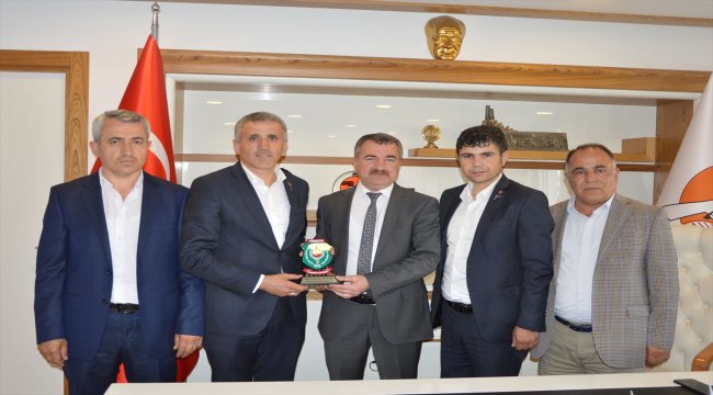 Gazi ve şehit ailelerinden Başkan Özdemir'e ziyaret