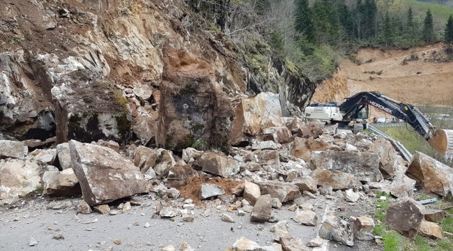 Giresun-Şebinkarahisar kara yolu ulaşıma açıldı