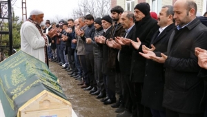 İnşaattan düşerek ölen işçi toprağa verildi