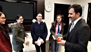 Kavak'ta başarılı öğrencilerden Koşal'a ziyaret
