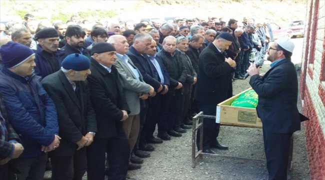 Ordu'da üzerine tomruk devrilerek ölen kişi toprağa verildi