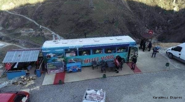 OTOBÜSÜ LOKANTA YAPTI